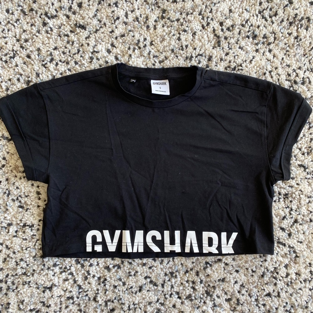 Fraction crop top